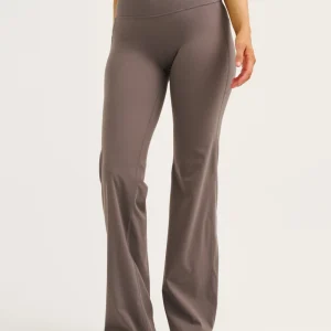 Lycra Invisible Scrunch Straight Leg Pant - Slate Grey